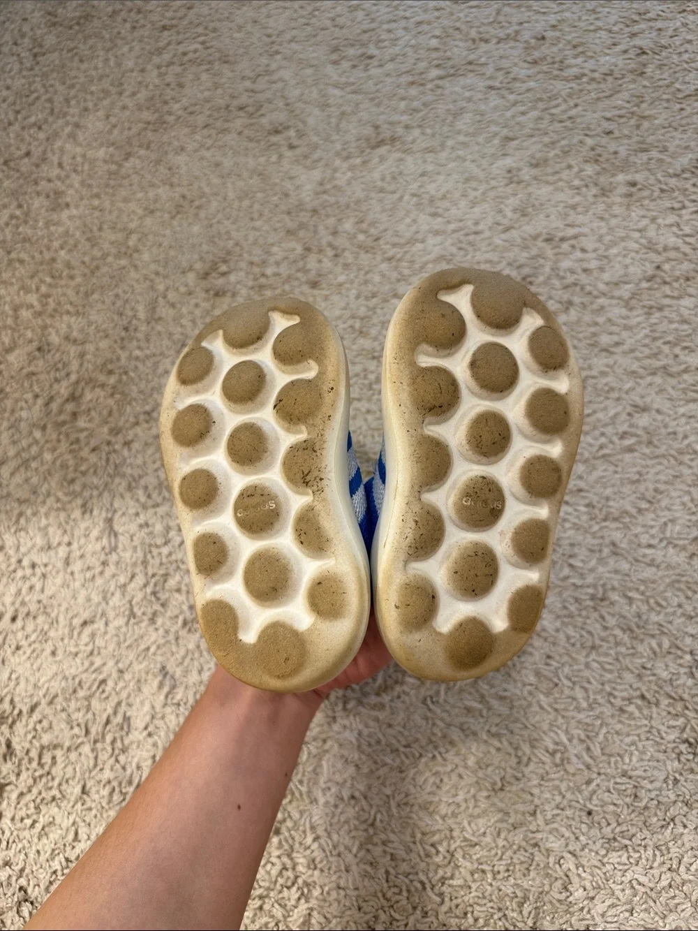 Adidas Bubble Comfy Shoes size 6K